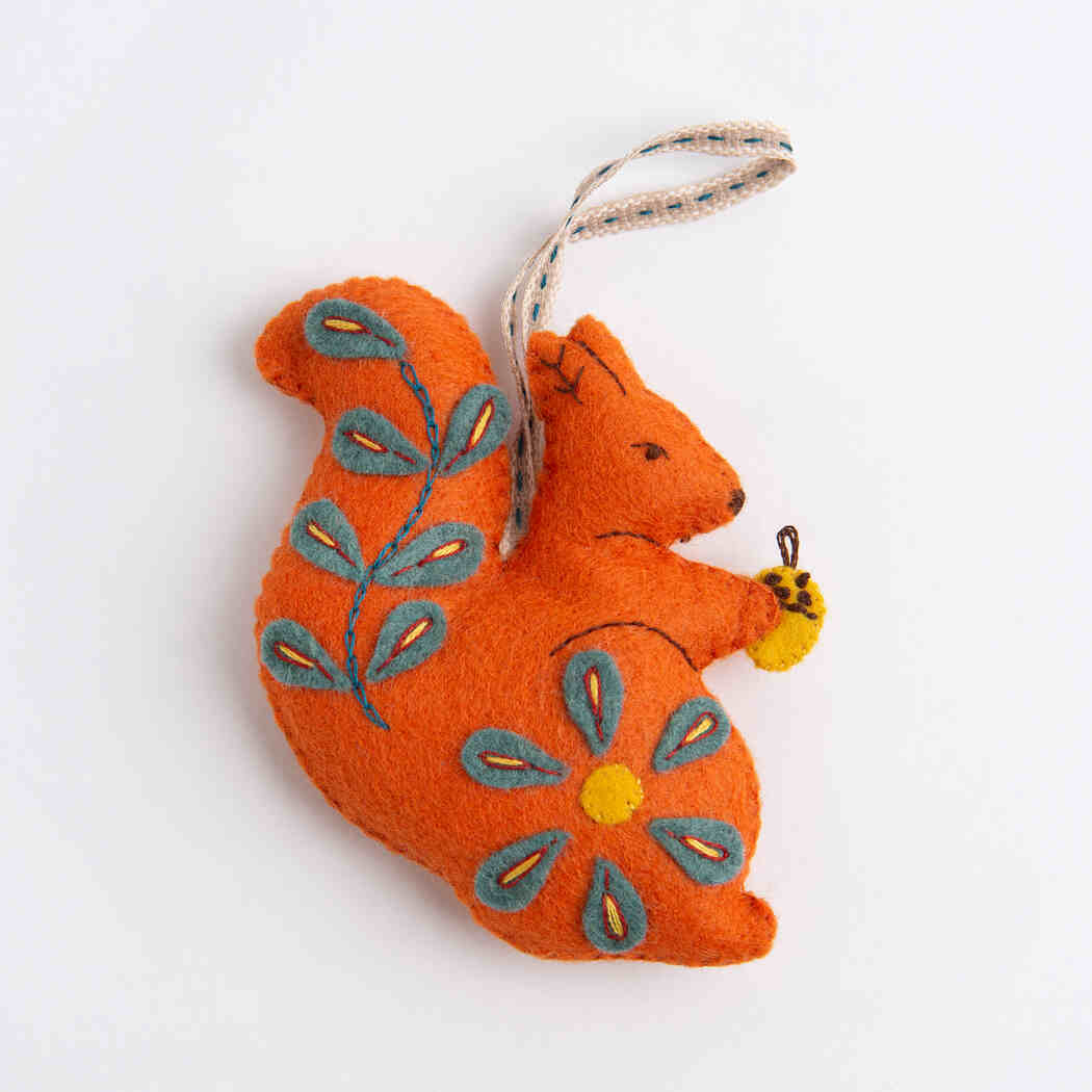 Corinne Lapierre, UK - Felt Mini Craft Kit Hanging decoration Folk Squirrel